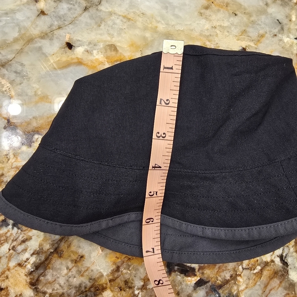 The North Face Class v reversible bucket hat in black and grey Size S-M Unisex - Picture 4 of 5